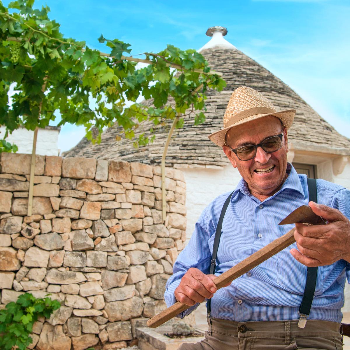 Il potatore e i suoi antichi attrezzi